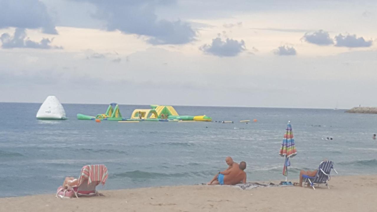 Precioso Apartamento Con Vista Al Mar กาลาเฟลล์ ภายนอก รูปภาพ